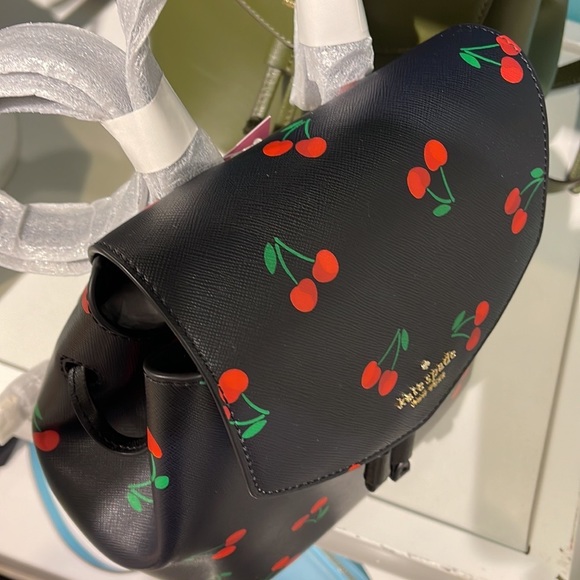 Kate Spade lizzie medium flap backpack
BLACK MULTI - Picture 6 of 16